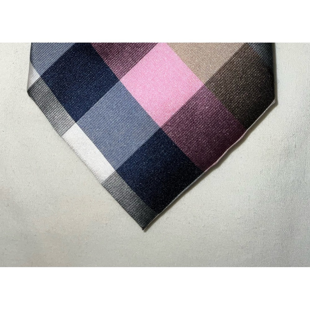 Chaps Men’s Checked Neck Tie.  The Primary colors are Pink, Gray and Navy.
